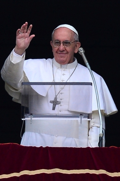 Lanzan libro de conversaciones con el papa Francisco